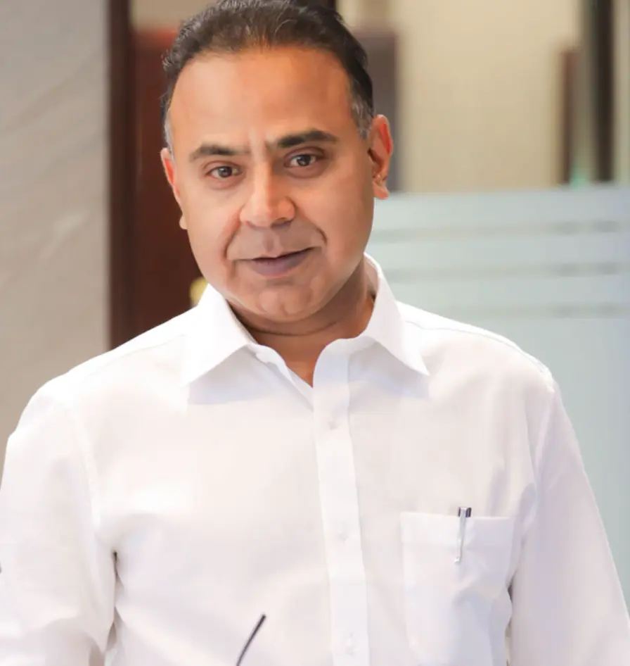 Dr Arshad Ahmad, general and colorectal surgeon in Lucknow
